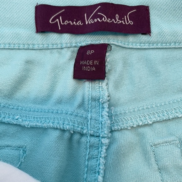Gloria Vanderbilt Amanda Jeans - Picture 5 of 13